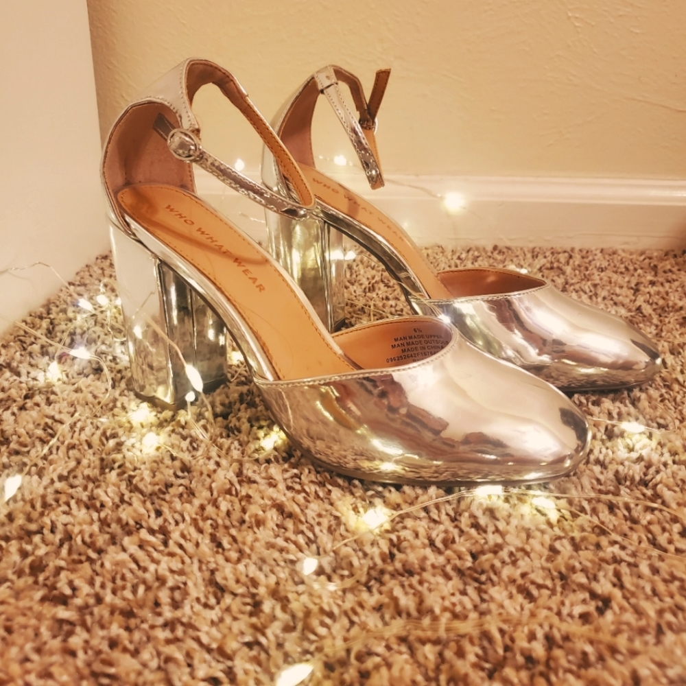 Silver Heels/Pumps
